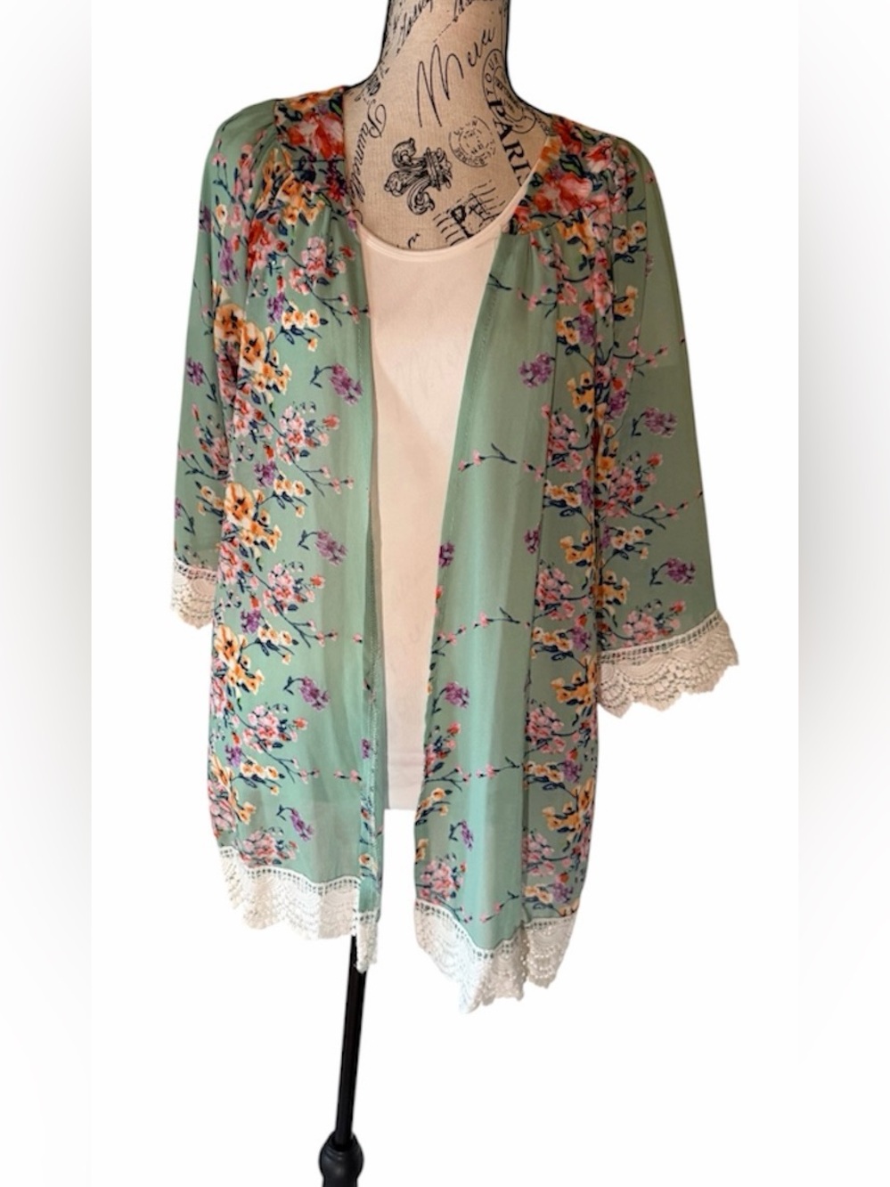Floral Lace-Trim Pastel Green Open Kimono Festival Coquette Girl.